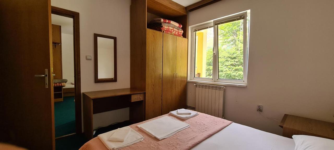 Guest House Tiha Noc جابلياك المظهر الخارجي الصورة