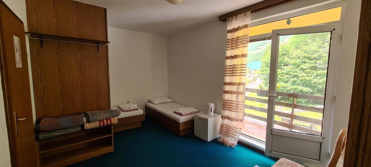 Guest House Tiha Noc جابلياك المظهر الخارجي الصورة