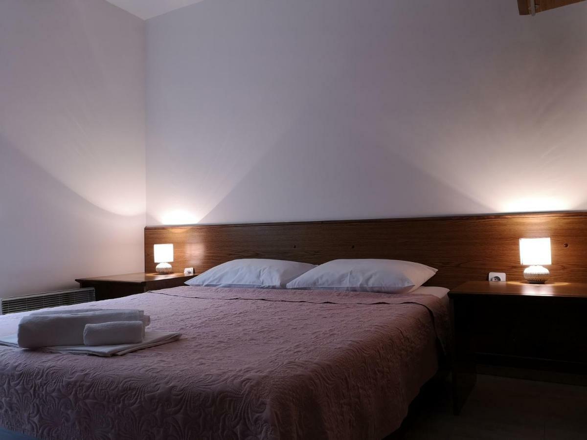 Guest House Tiha Noc جابلياك المظهر الخارجي الصورة